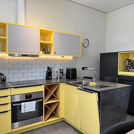 Yellow Luxus - Innenstadt - Parkplatz - 50kw Dc Bad Hersfeld