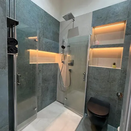 Apartment Yellow Luxus - Innenstadt - Parkplatz - 50kw Dc