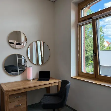 Apartment Yellow Luxus - Innenstadt - Parkplatz - 50kw Dc *