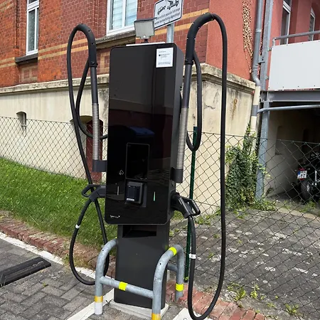 Yellow Luxus - Innenstadt - Parkplatz - 50kw Dc *